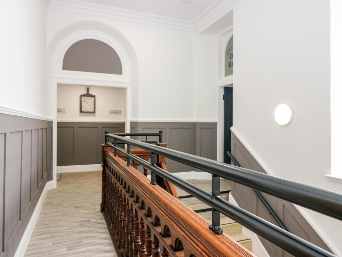 The Marriage Room At The Institute Executive Apartments Keith Extérieur photo